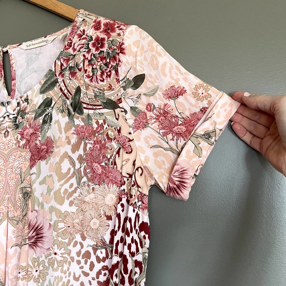 Soft Surroundings Cusabo Top Leopard and Floral Print Size Medium Cream Pink - Picture 11 of 16